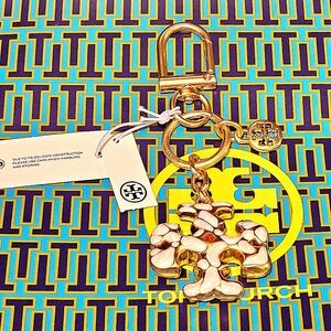 (RARE) TORY BURCH KIRA MOSAIC PEARL 3-D KEY RING (NWT)